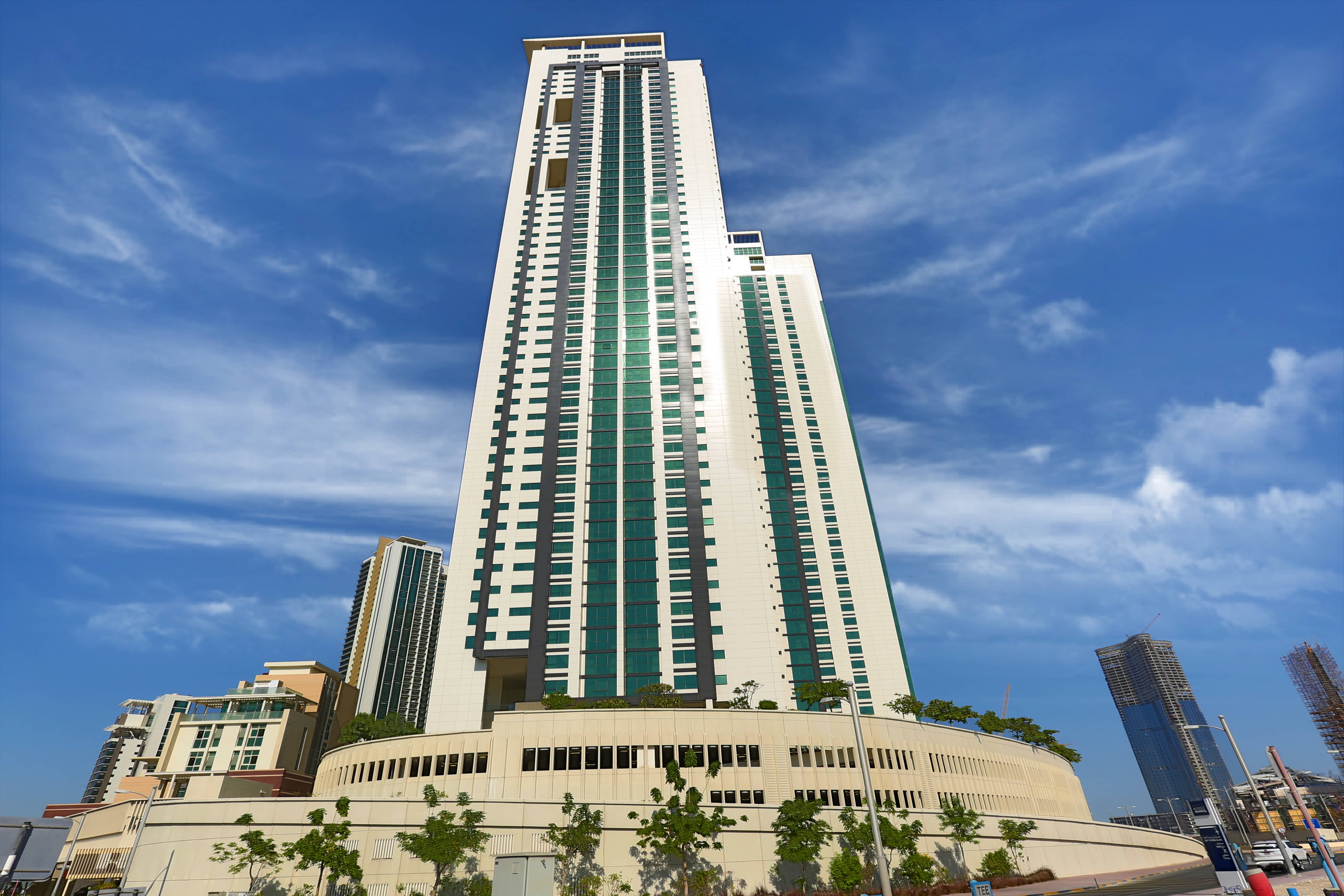 Marina Blue Tower at Marina Square, Al Reem Island, Abu Dhabi highlighting premium waterfront apartments and elegant architectural design.